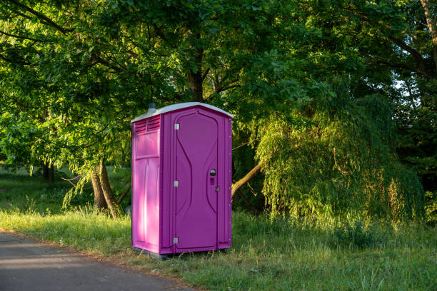 Best Porta potty rental near me  in Douglass Hills, KY